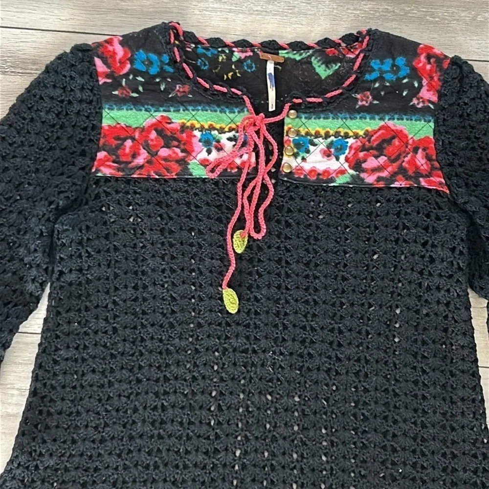 Free People quilted crochet floral sweater size small